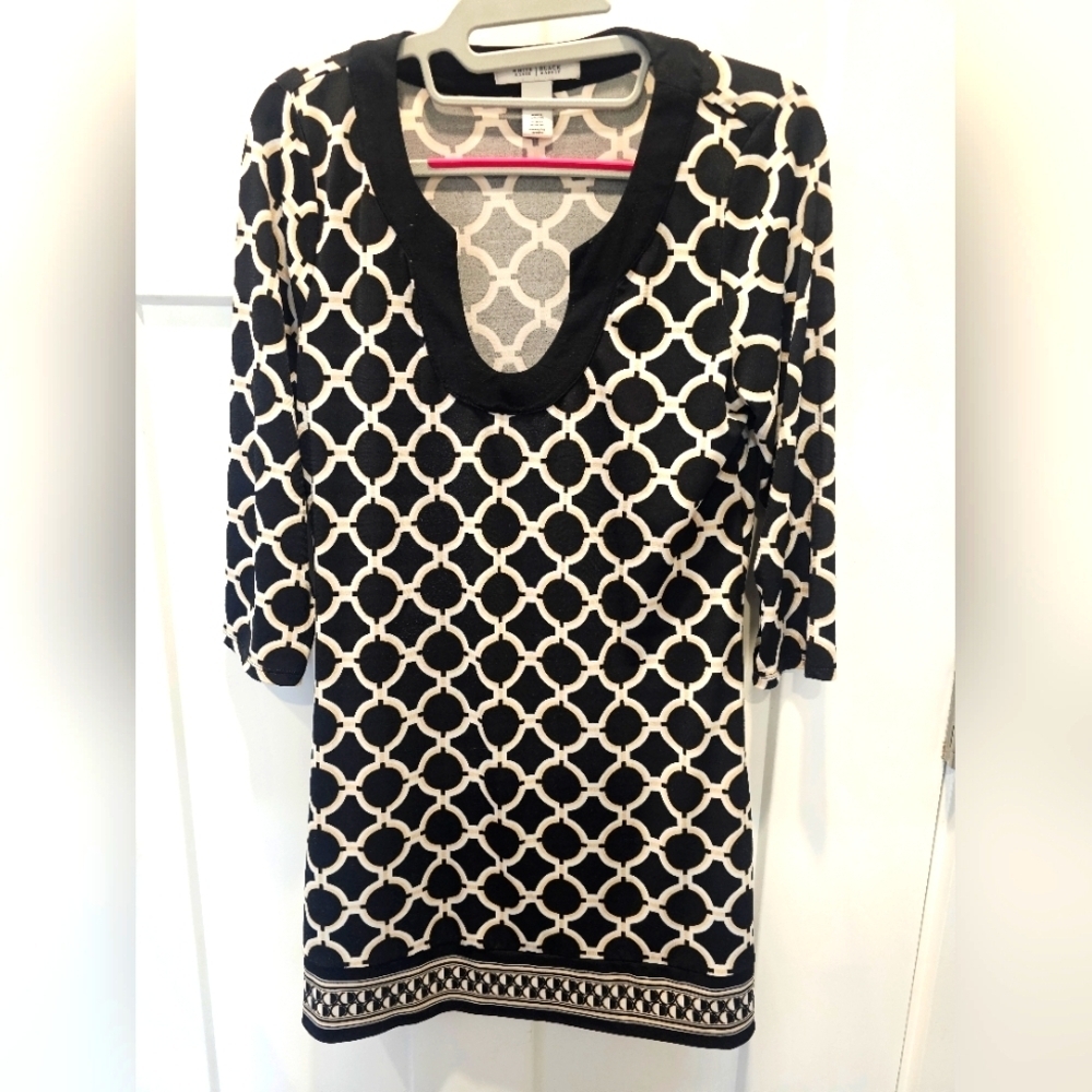 White House Black Market Geometric Print Tunic Top Size L